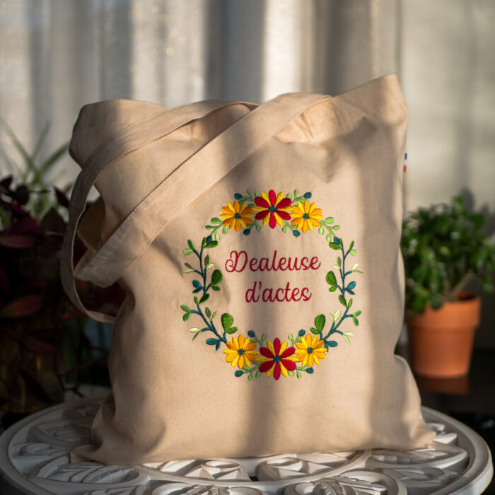 Tote bag couronne de fleur orange et jaune 1