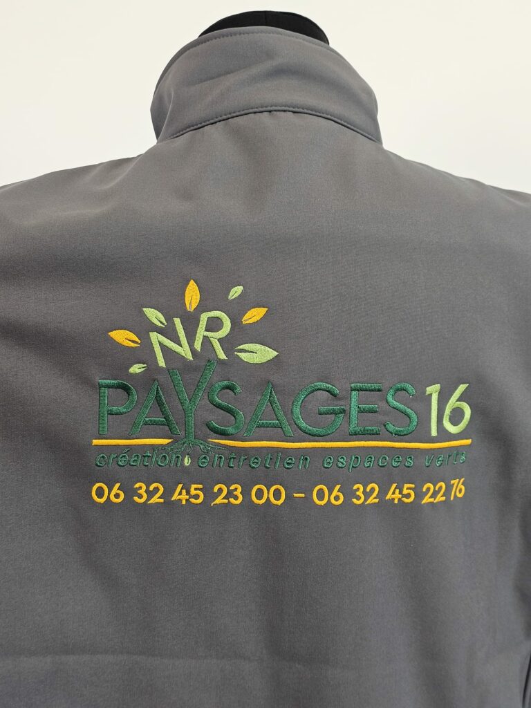 Veste softshell grise personnalisée avec logo d'entreprise brodé au dos